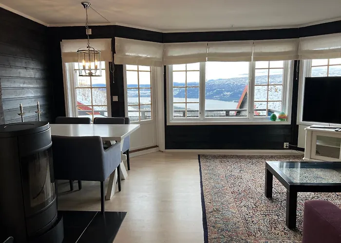 Cozy Apt With A View